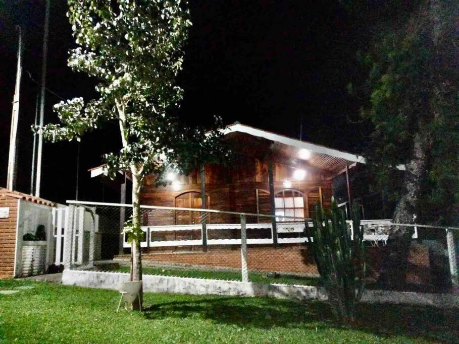 Em Condomino Fechado. Casa de férias *