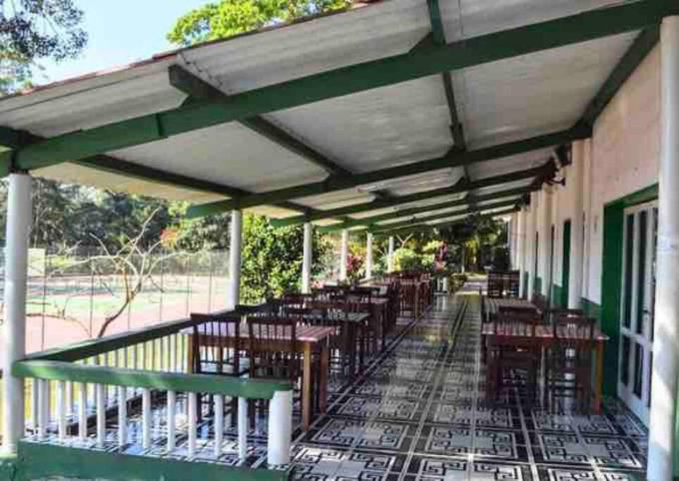 Em Condomino Fechado. Casa de férias *
