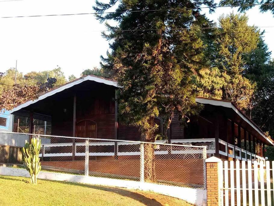 Casa de férias Em Condomino Fechado.